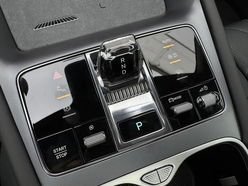 BYD SEALION 7 Design AWD 82 kWh  / 390kW