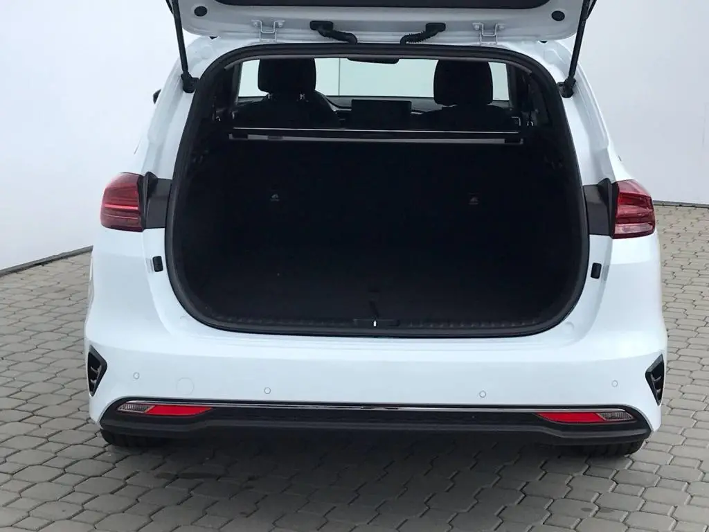 KIA Ceed SW CD TOP 7DCT 1,5 T-GDi / 103kW