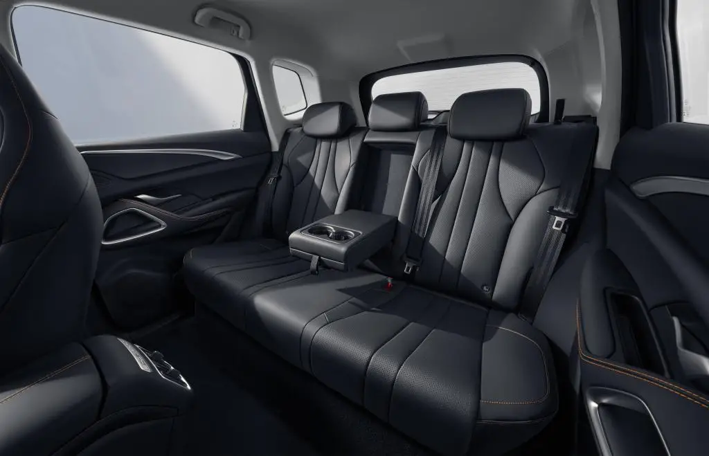 BYD SEALION 5 DM-i Comfort / 156kW