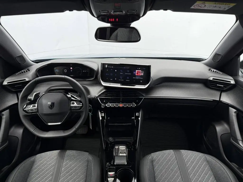 Peugeot 2008 ALLURE Hybrid  1,2 145 e-DCS6 / 107kW
