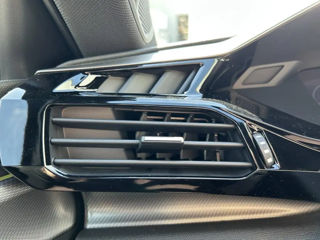 Peugeot 408 GT 240 e-DCS7 1,6 PureTech / 177kW