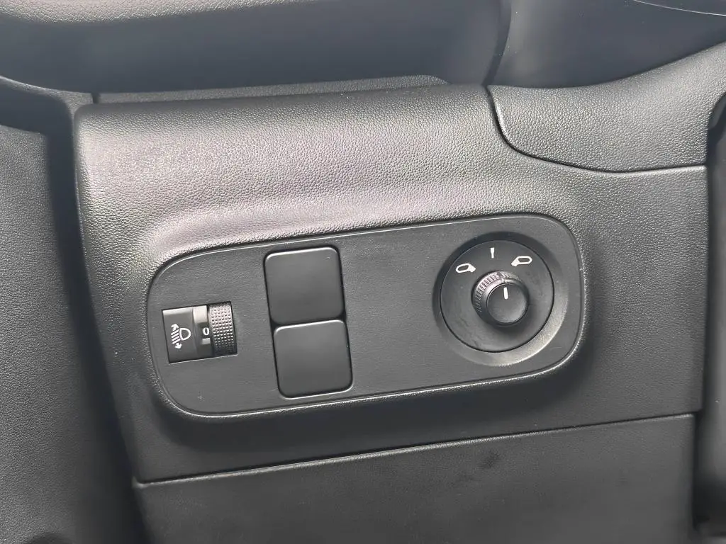 Citroën C3 S&S MAN FEEL PACK 1.2 PureTech / 60kW