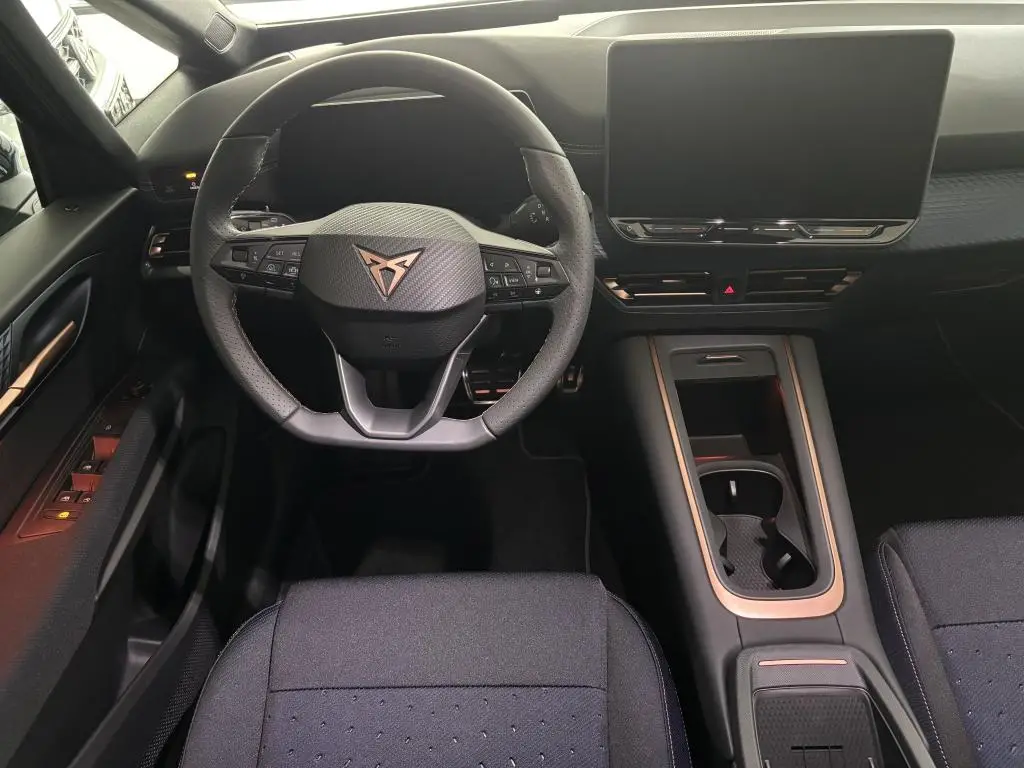 CUPRA Born 58 kWh  / 140kW