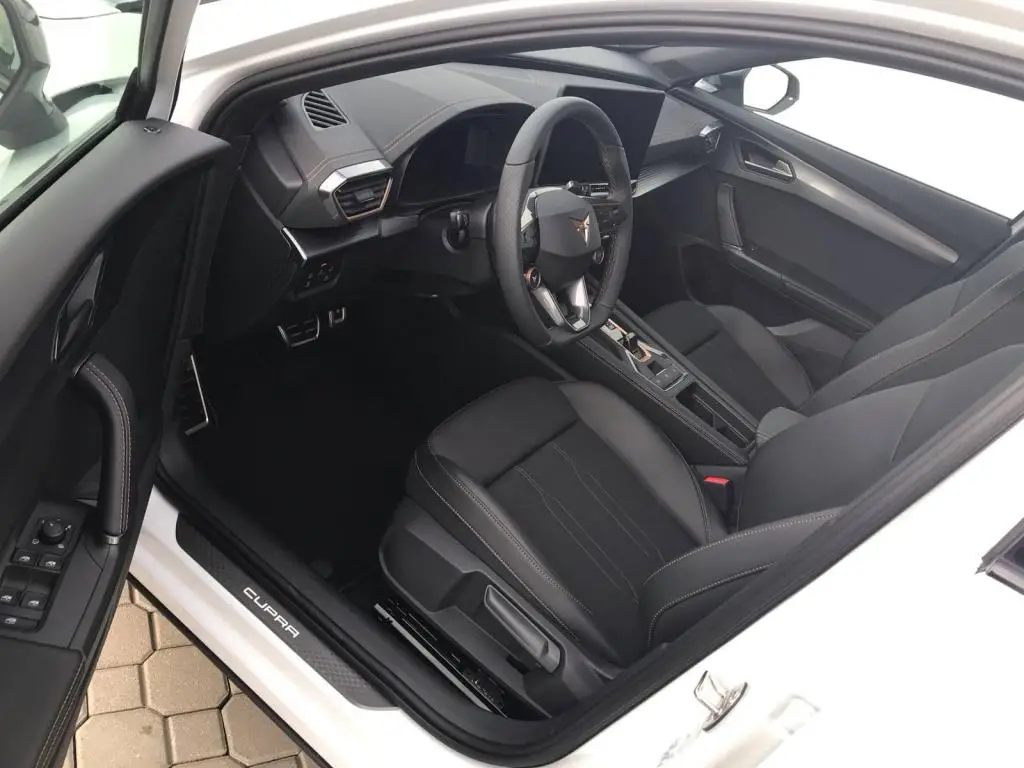 CUPRA Formentor DSG 1.5 eTSI / 110kW