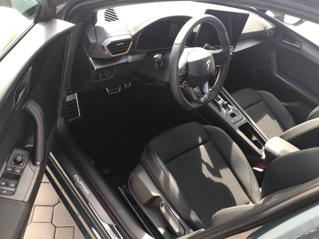 Cupra Leon SP 1.5 eTSI 150k DSG