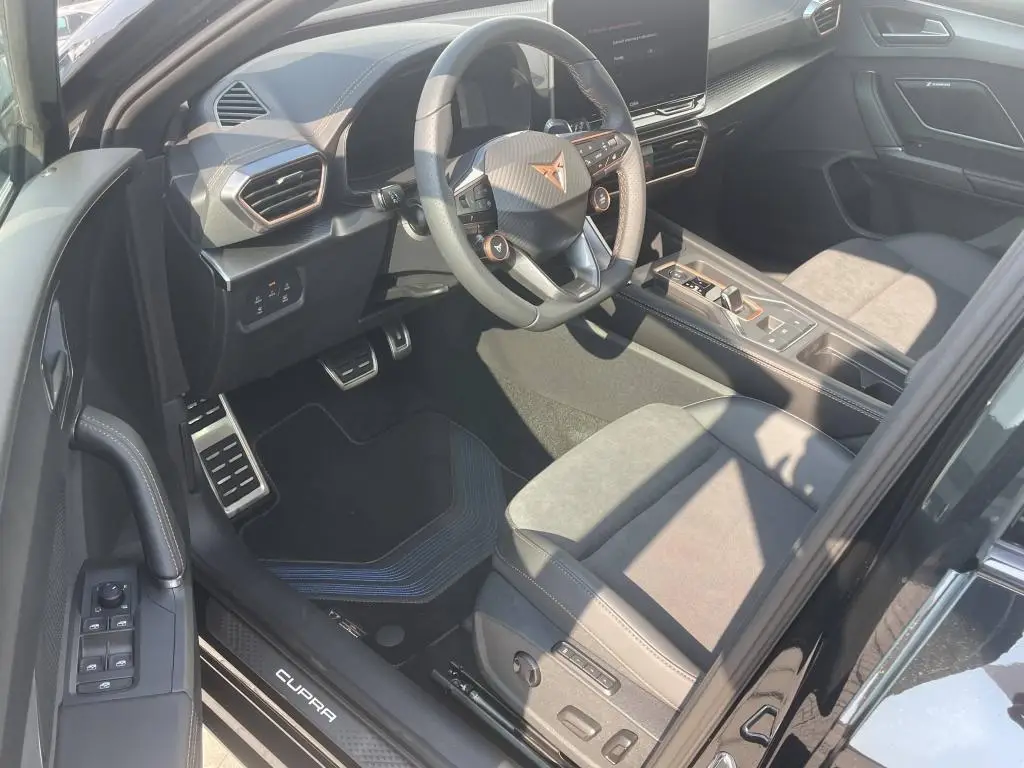 CUPRA Leon Sportstourer DSG 1,5 eTSI / 110kW