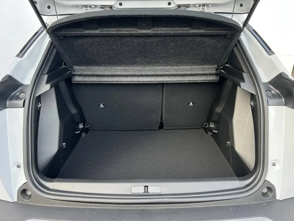 Peugeot 2008 STYLE S&S MAN6 1.2 PureTech / 75kW