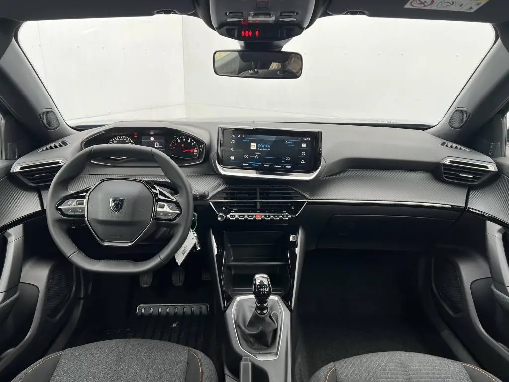 Peugeot 2008 STYLE S&S MAN6 1.2 PureTech / 75kW