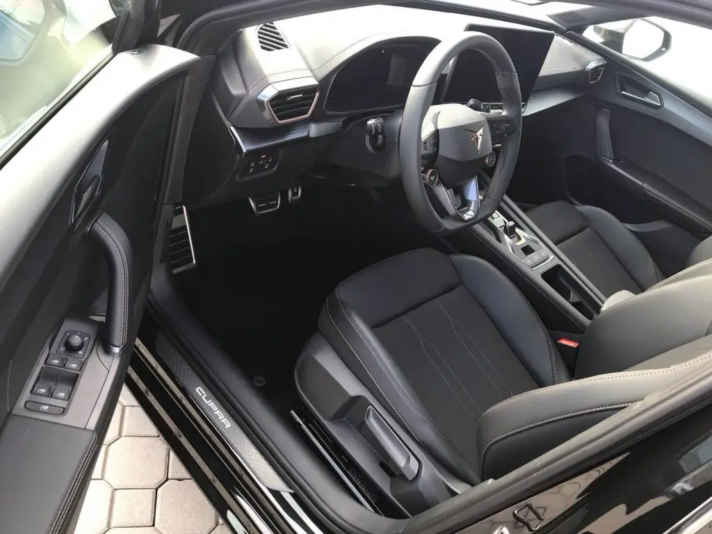 CUPRA Leon Sportstourer DSG 1,5 eTSI / 110kW