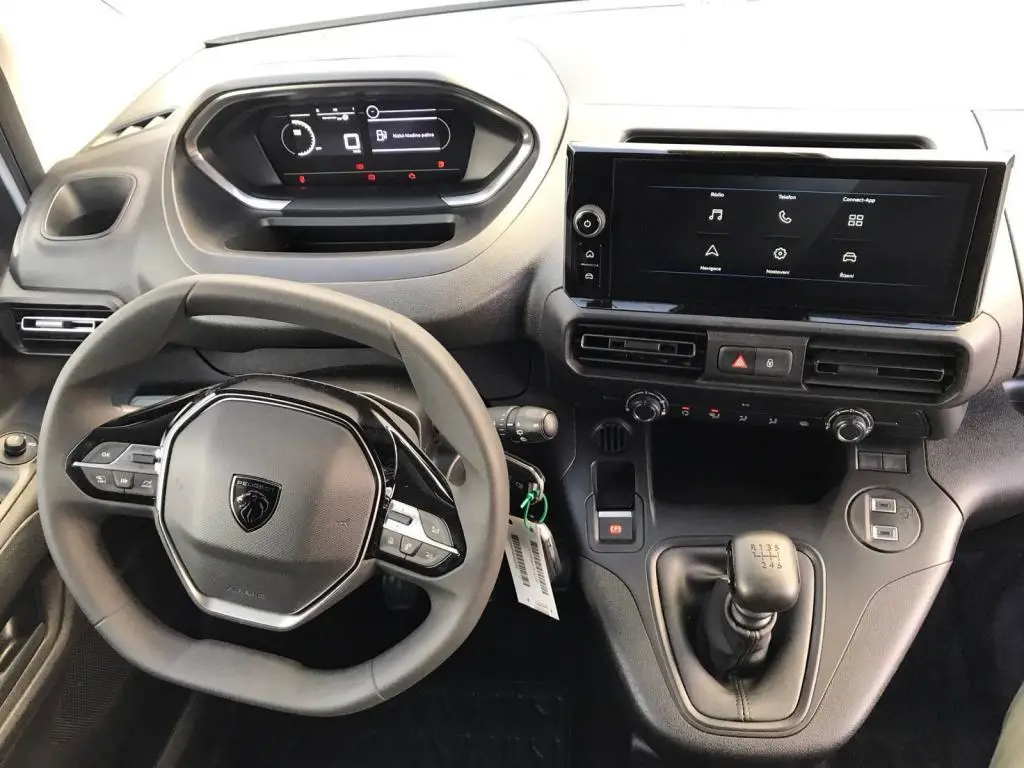 Peugeot Partner Furgon L1 650 1,5 BlueHDi S&S MAN6 / 75kW