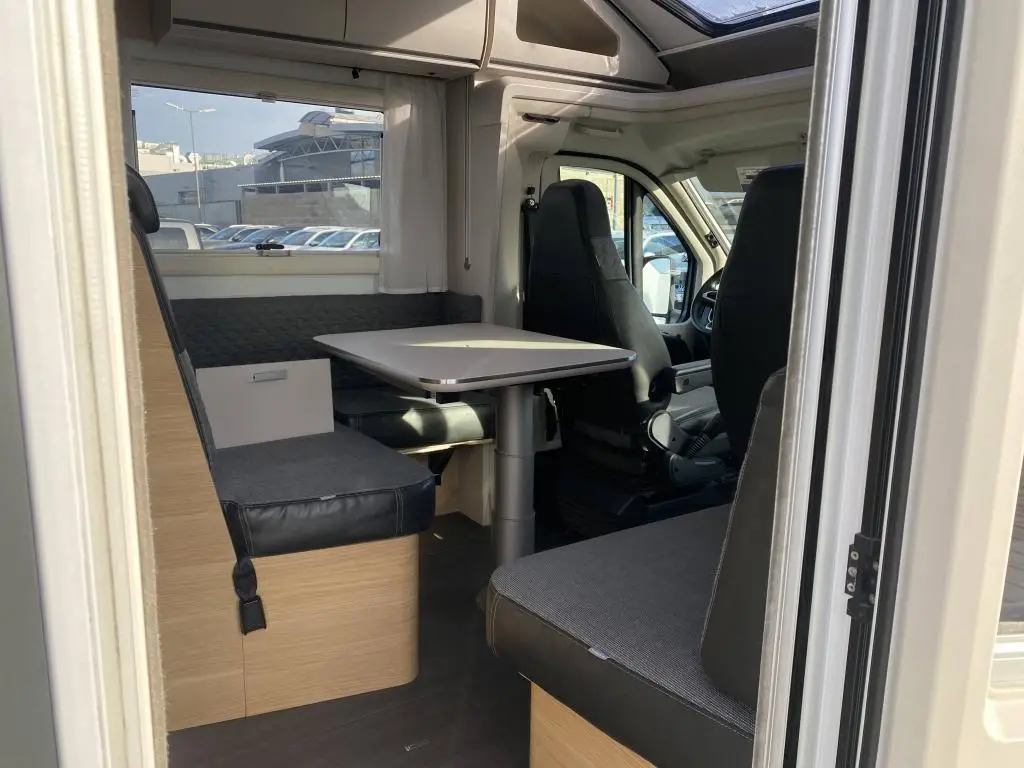 FIAT užitkové Adria Matrix Axess 670SL 2,2 / 118kW