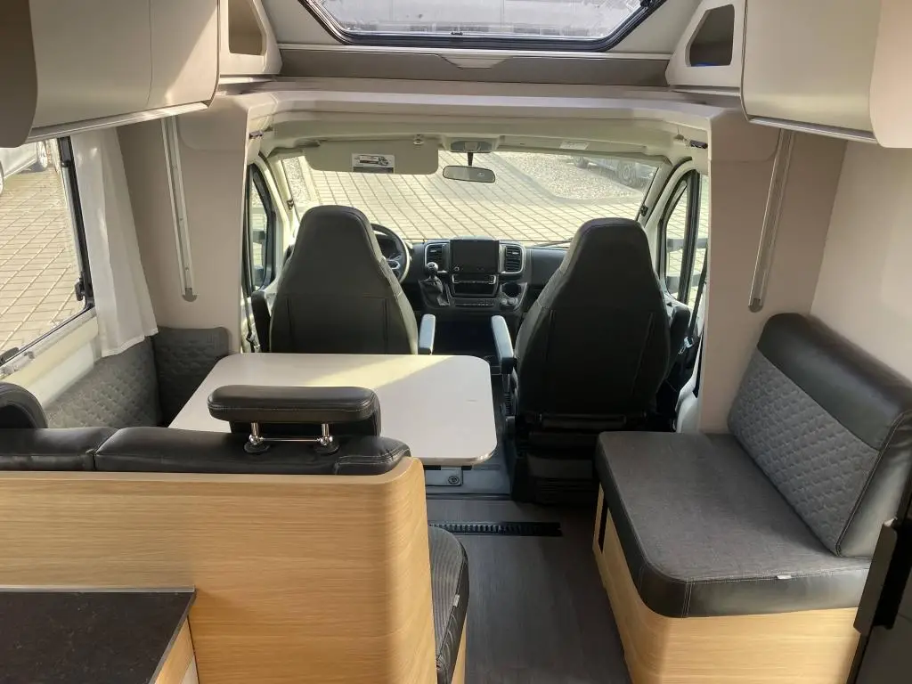 FIAT užitkové Adria Matrix Axess 670SL 2,2 / 118kW