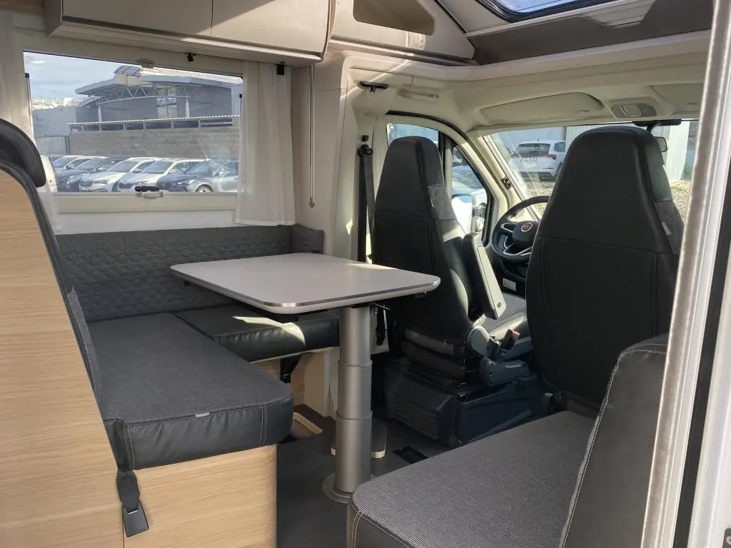 FIAT užitkové Adria Matrix Axess 670SL 9st AP 2,2 / 118kW