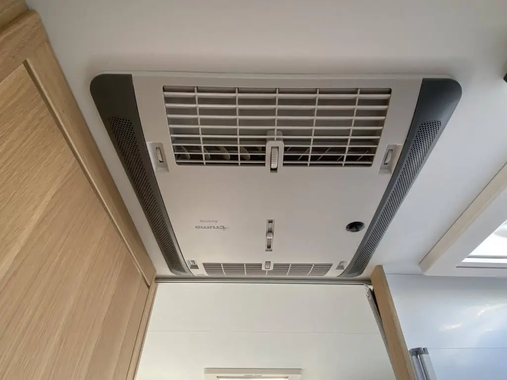 FIAT užitkové Adria Matrix Axess 670SL 9st AP 2,2 / 118kW