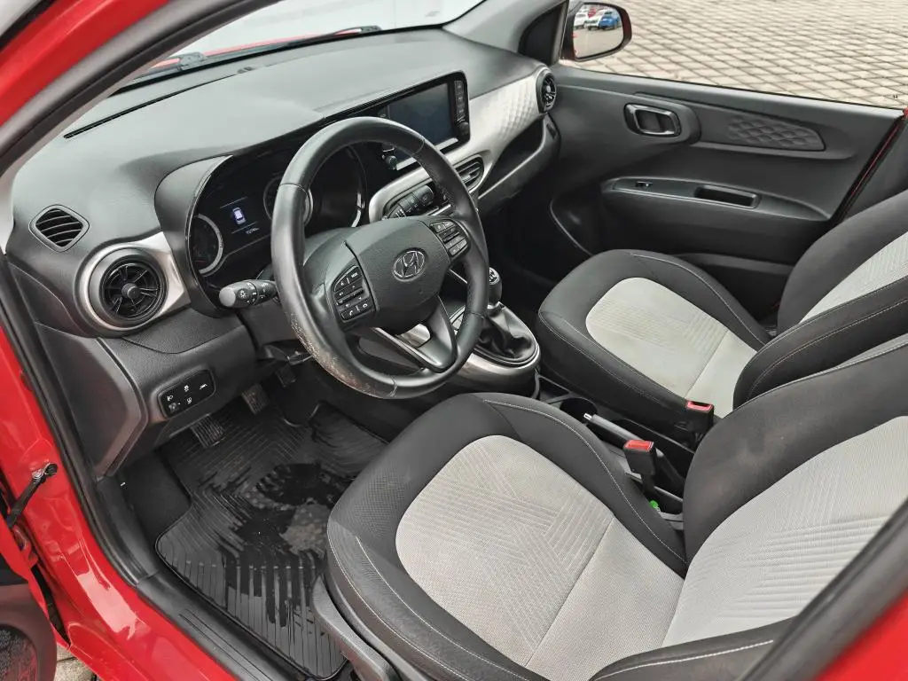 Hyundai i10 1.0  / 48kW