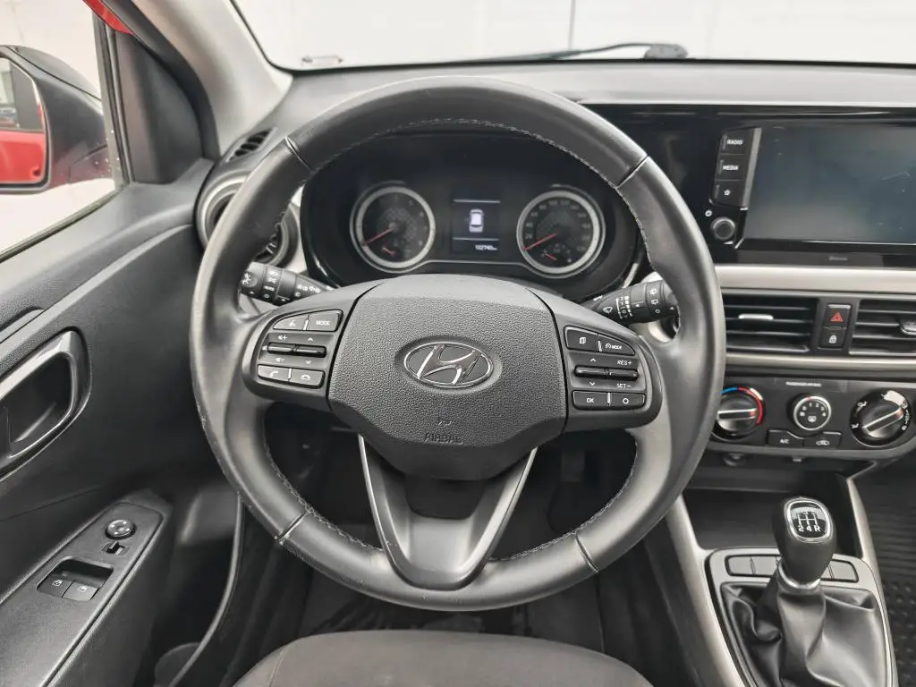 Hyundai i10 1.0  / 48kW