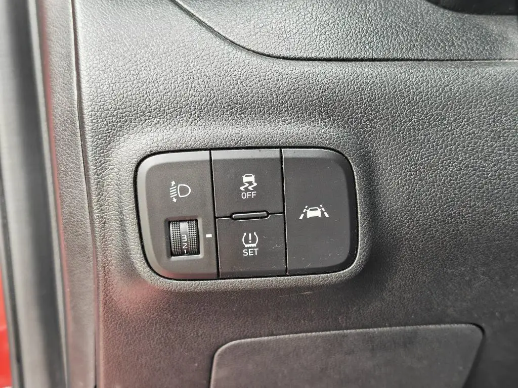 Hyundai i10 1.0  / 48kW