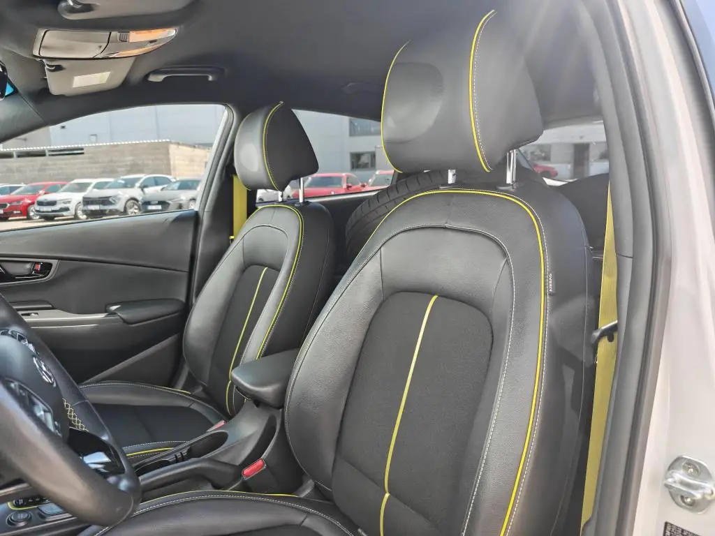 Hyundai Kona N Line DCT 1,6 T-GDI / 130kW