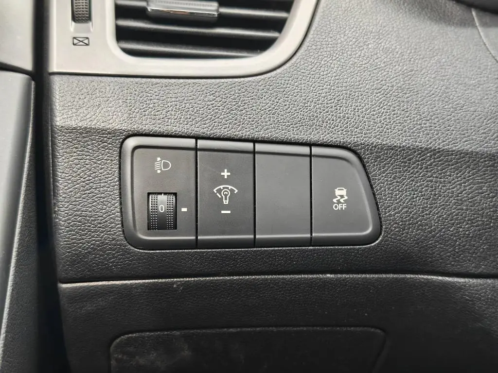 Hyundai Ostatní 1.6  benzin  / 97kW