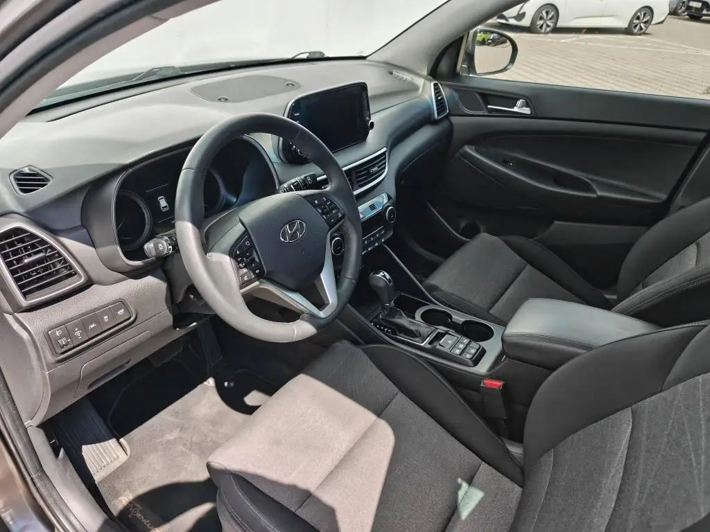 Hyundai Tucson Tucson 4. gen 1.6 CRDi E-VGT 100kW 4x2 D  / 100kW
