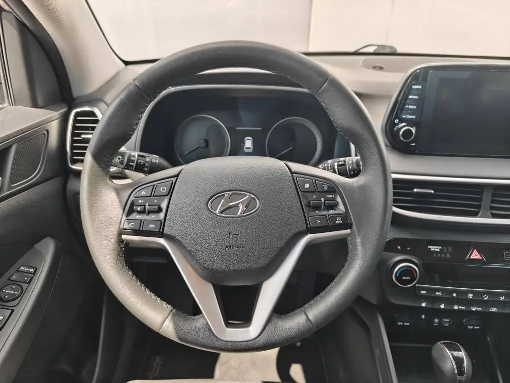 Hyundai Tucson Tucson 4. gen 1.6 CRDi E-VGT 100kW 4x2 D  / 100kW