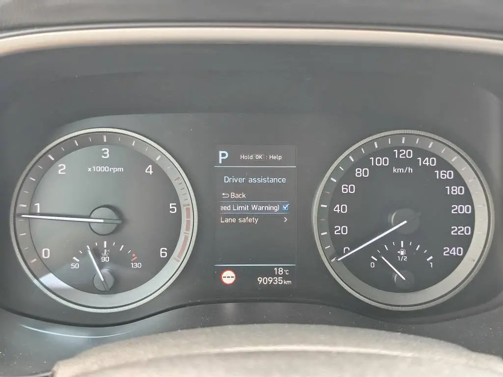 Hyundai Tucson Tucson 4. gen 1.6 CRDi E-VGT 100kW 4x2 D  / 100kW