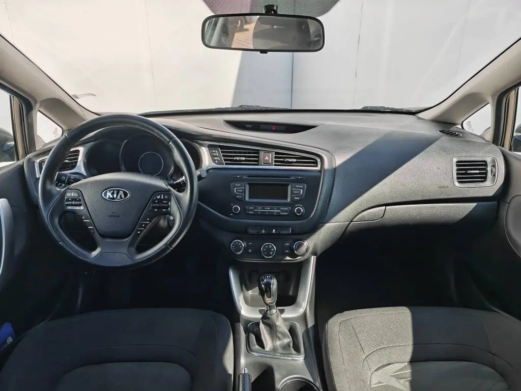 KIA Ceed 5HB COOL 1,4 CVVT / 73kW