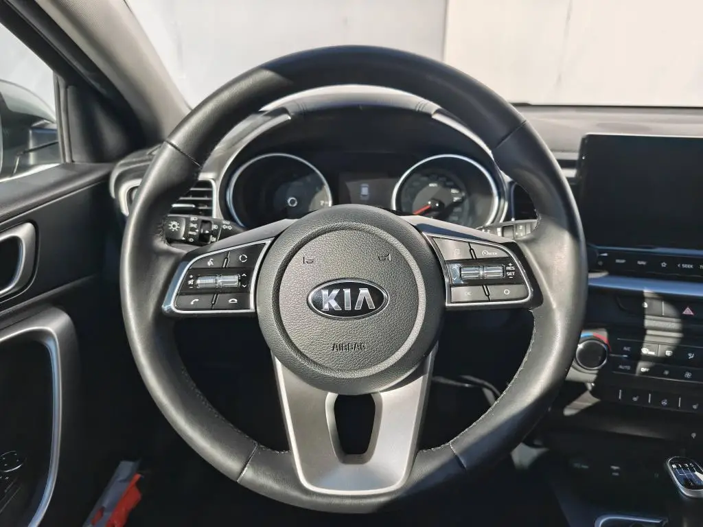 KIA Ceed SW CD Ceed SW CD 1,4 T-GDi GPF TOP (2020) 1,4 T-GDi / 103kW