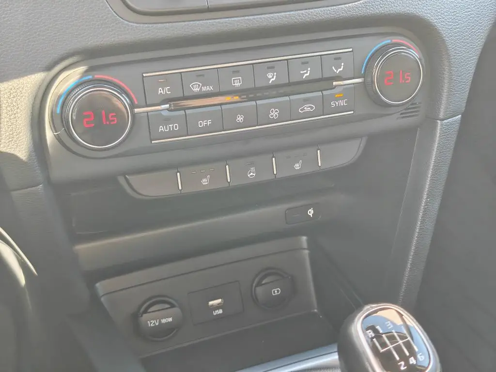 KIA Ceed SW CD Ceed SW CD 1,4 T-GDi GPF TOP (2020) 1,4 T-GDi / 103kW