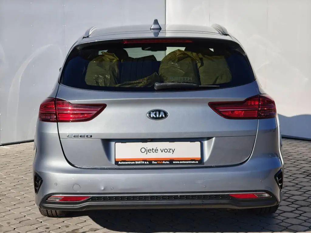 KIA Ceed SW CD Ceed SW CD 1,4 T-GDi GPF TOP (2020) 1,4 T-GDi / 103kW