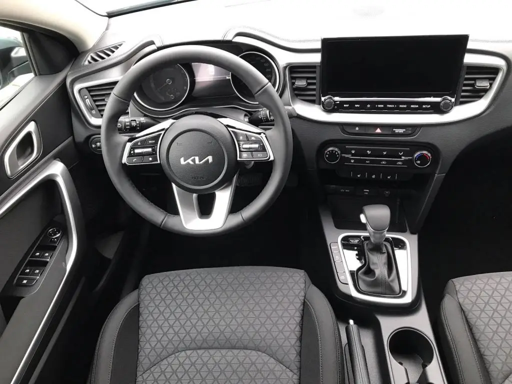 KIA Ceed SW CD SPIN 7DCT 1,5 T-GDi / 103kW