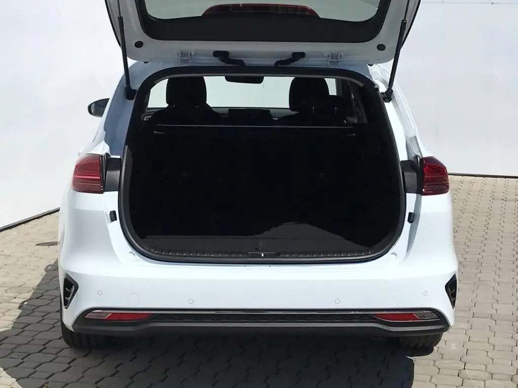 KIA Ceed SW CD TOP 1,5 T-GDi / 103kW