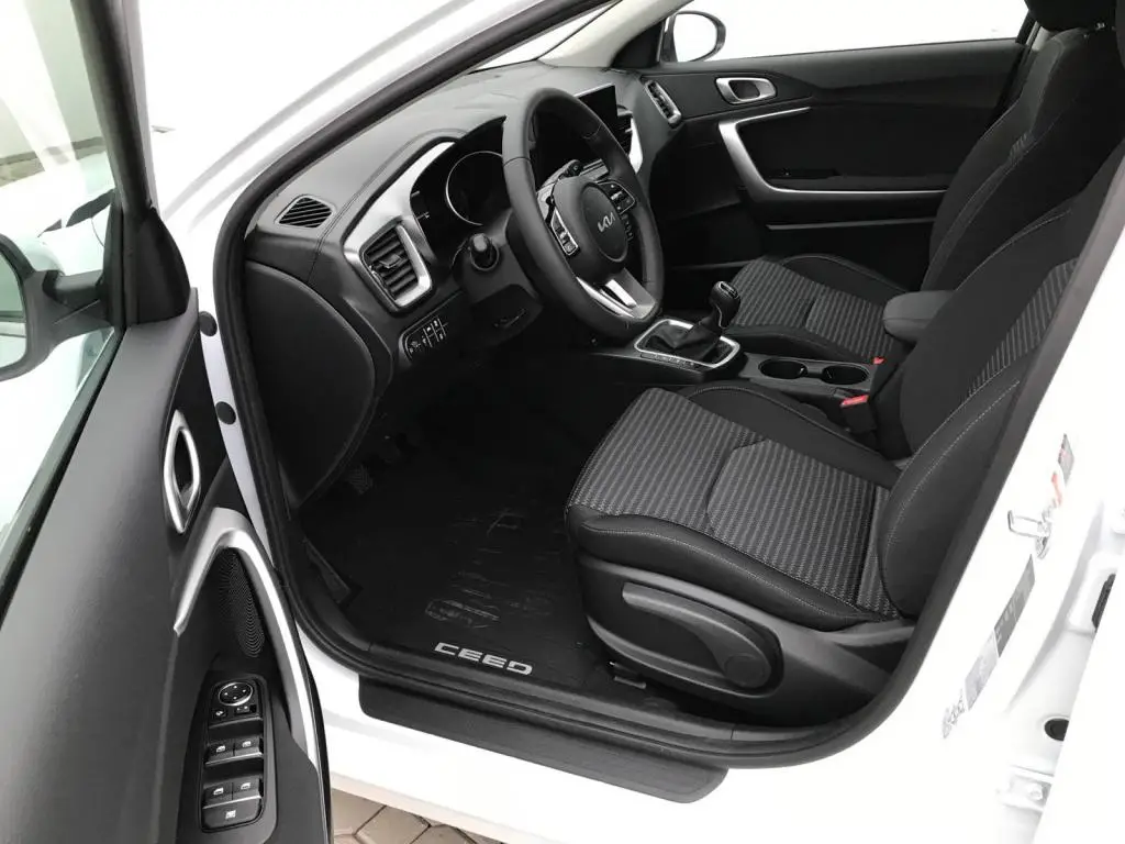 KIA Ceed SW CD TOP 1,5 T-GDi / 103kW