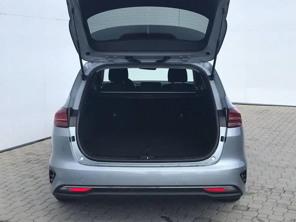 KIA Ceed SW CD TOP 7DCT 1,5 T-GDi / 103kW