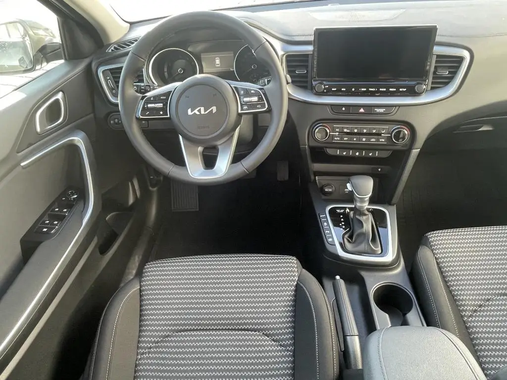 KIA Ceed SW CD TOP 7DCT 1,5 T-GDi / 103kW