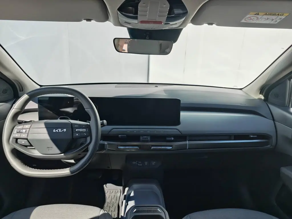 KIA EV3 AIR 4x2 Synchronní AC elektromotor / 150kW