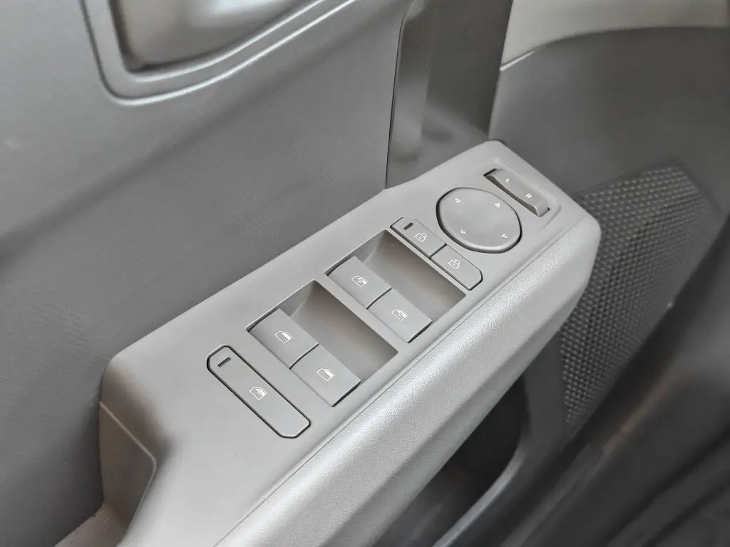 KIA EV3 AIR 4x2 Synchronní AC elektromotor / 150kW