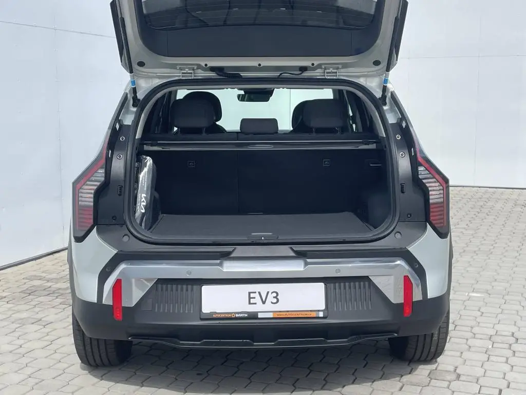 KIA EV3 EARTH 81,4 kWh  / 150kW