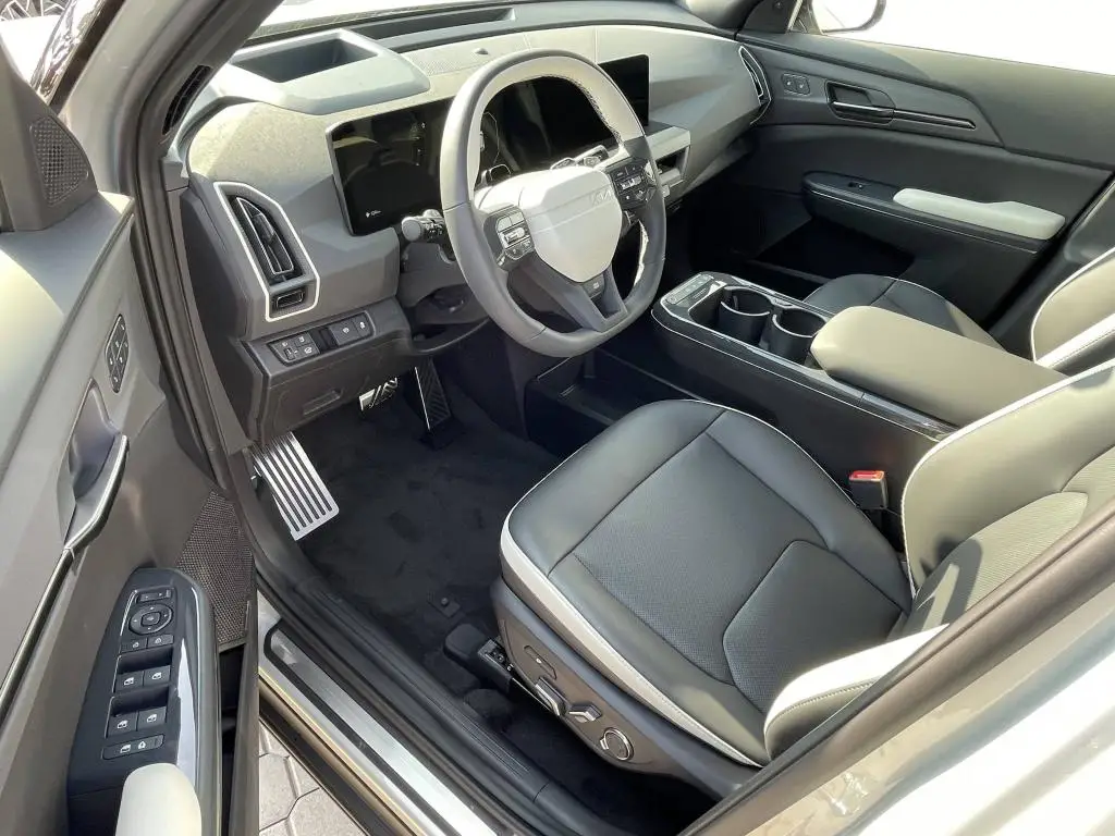 KIA EV5 GT-LINE + 81,4 KWH 4x4    / 195kW