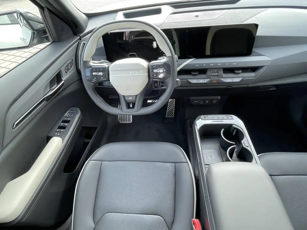 KIA EV5 GT-LINE + 81,4 KWH 4x4    / 195kW