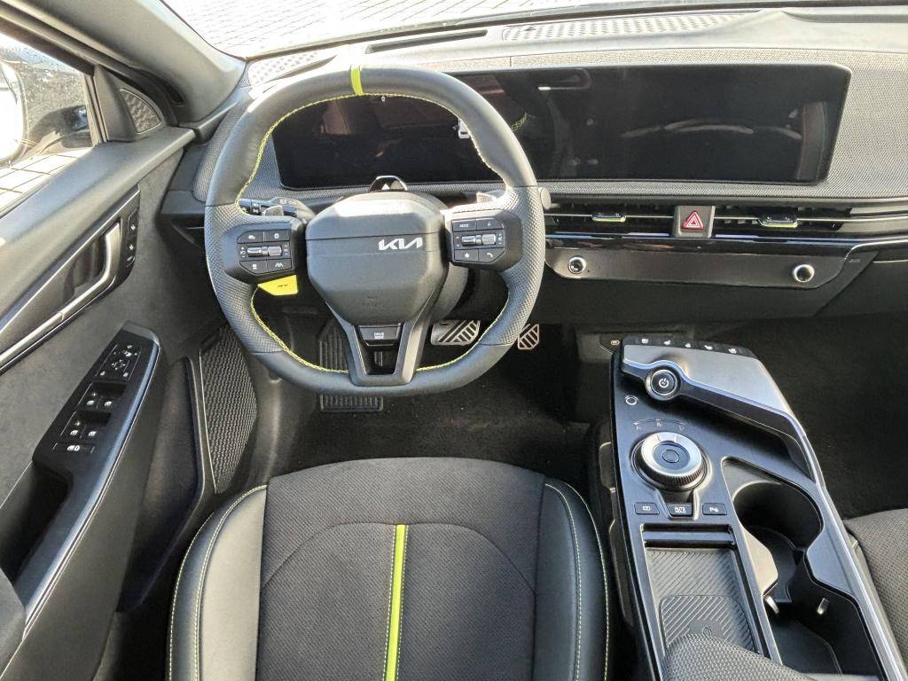 KIA EV6 GT 4x4 + 84 KWH  / 478kW