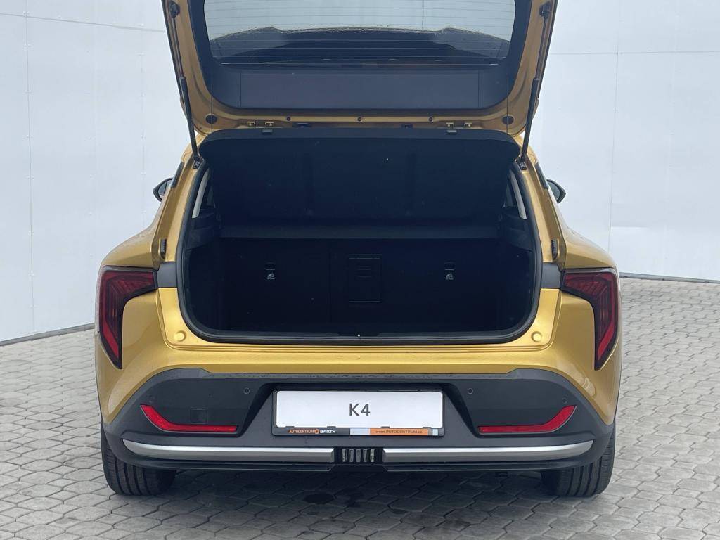 KIA K4 EXCLUSIVE 7DCT 1,6 T-GDi / 110kW