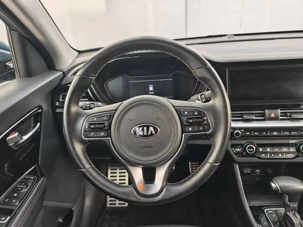 KIA Niro EXCLUSIVE 1,6GDi HEV / 105kW