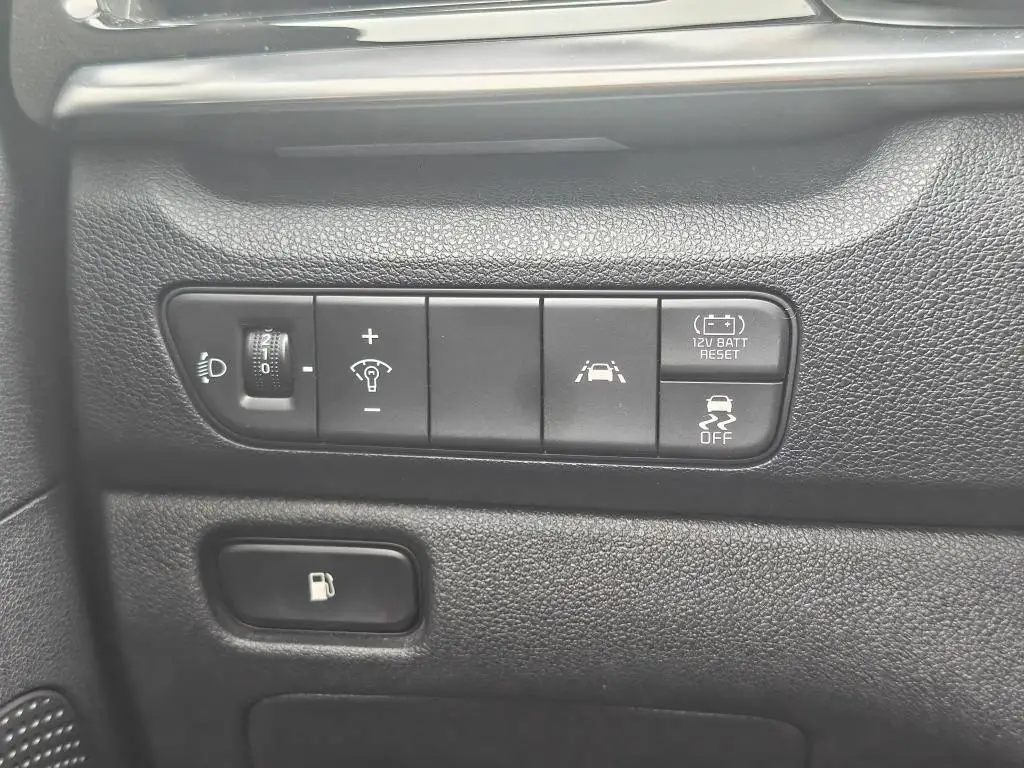 KIA Niro EXCLUSIVE 1,6GDi HEV / 105kW