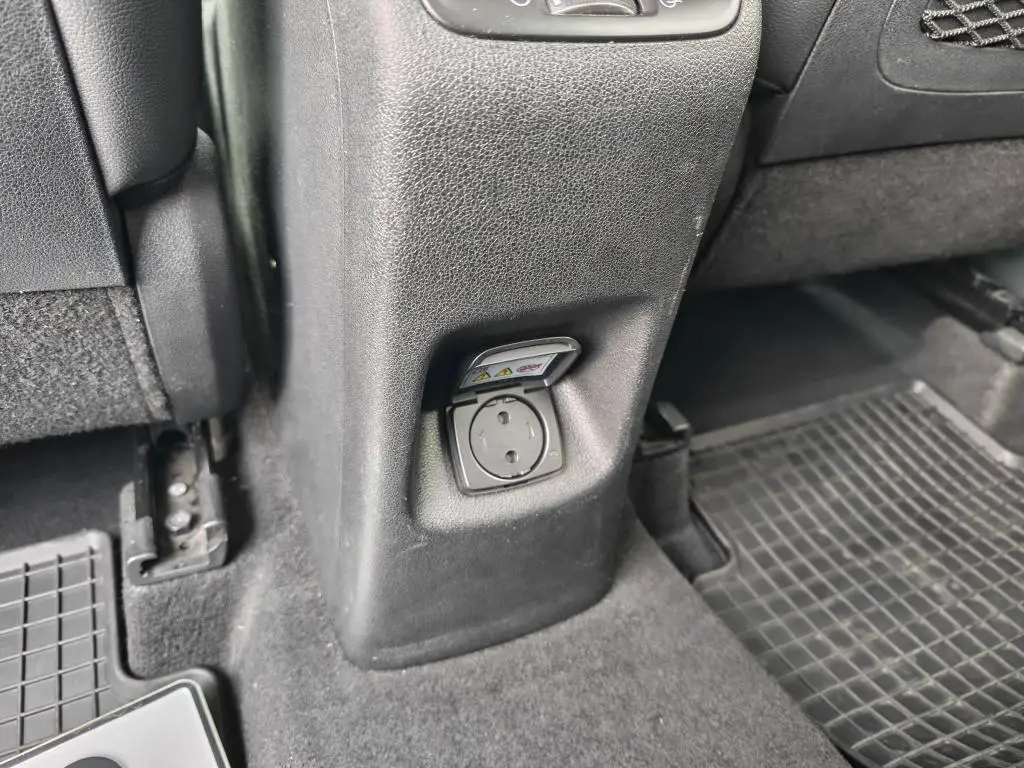 KIA Niro EXCLUSIVE 1,6GDi HEV / 105kW