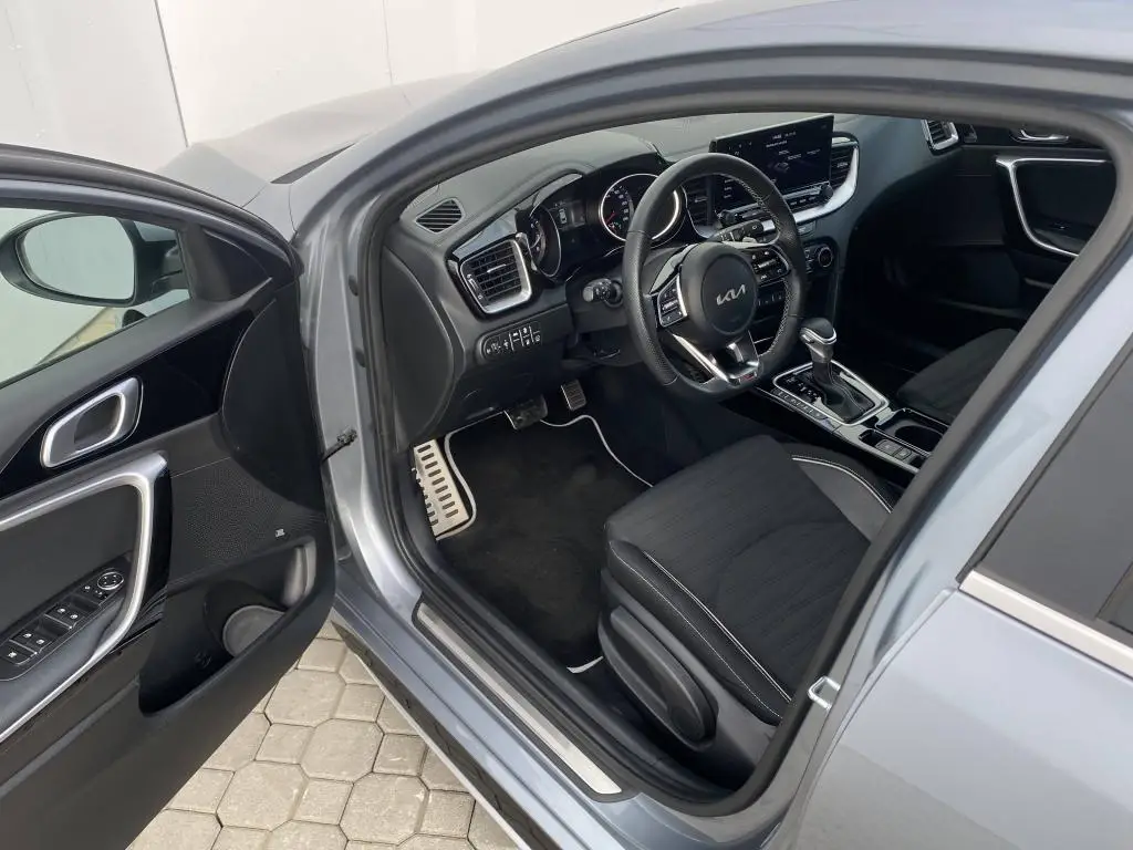KIA ProCeed CD CD 1,5 T-GDi GPF 7DCT GT LINE PLUS (2021 1,5 T-GDi / 118kW