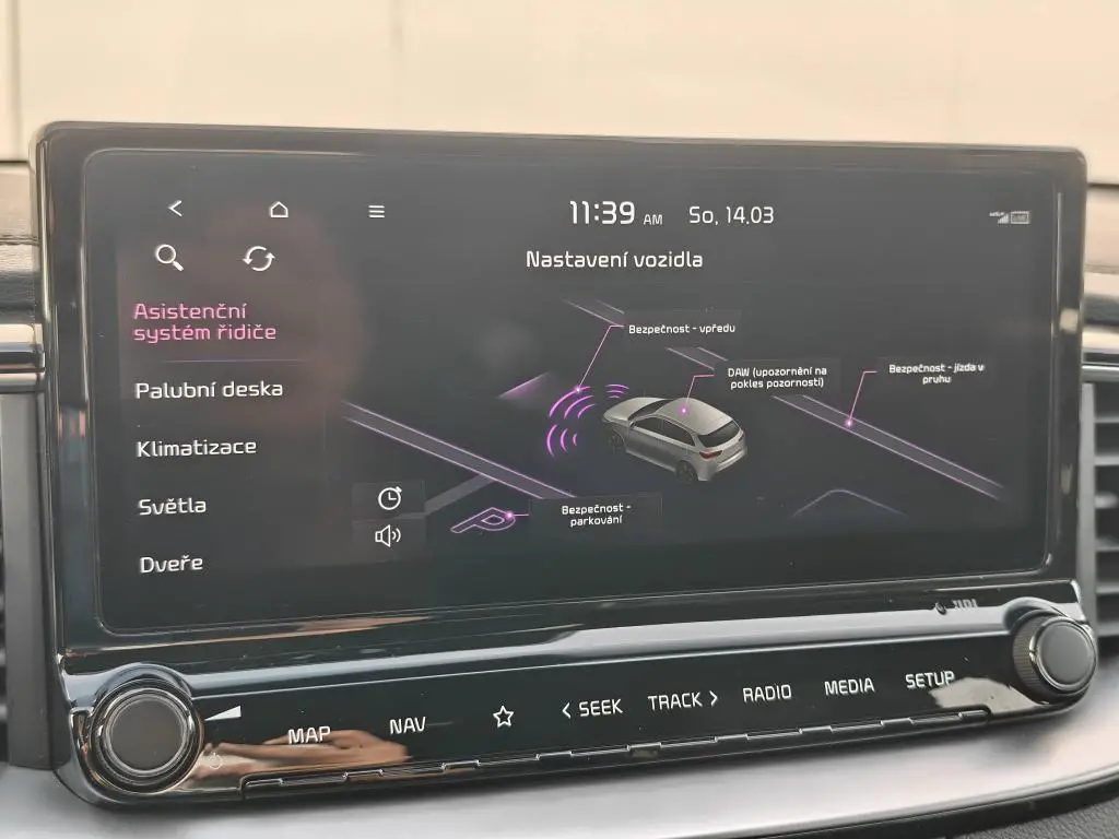 KIA ProCeed CD T-GDI GPF GT LINE PLUS (2022) T-GDI / 117kW