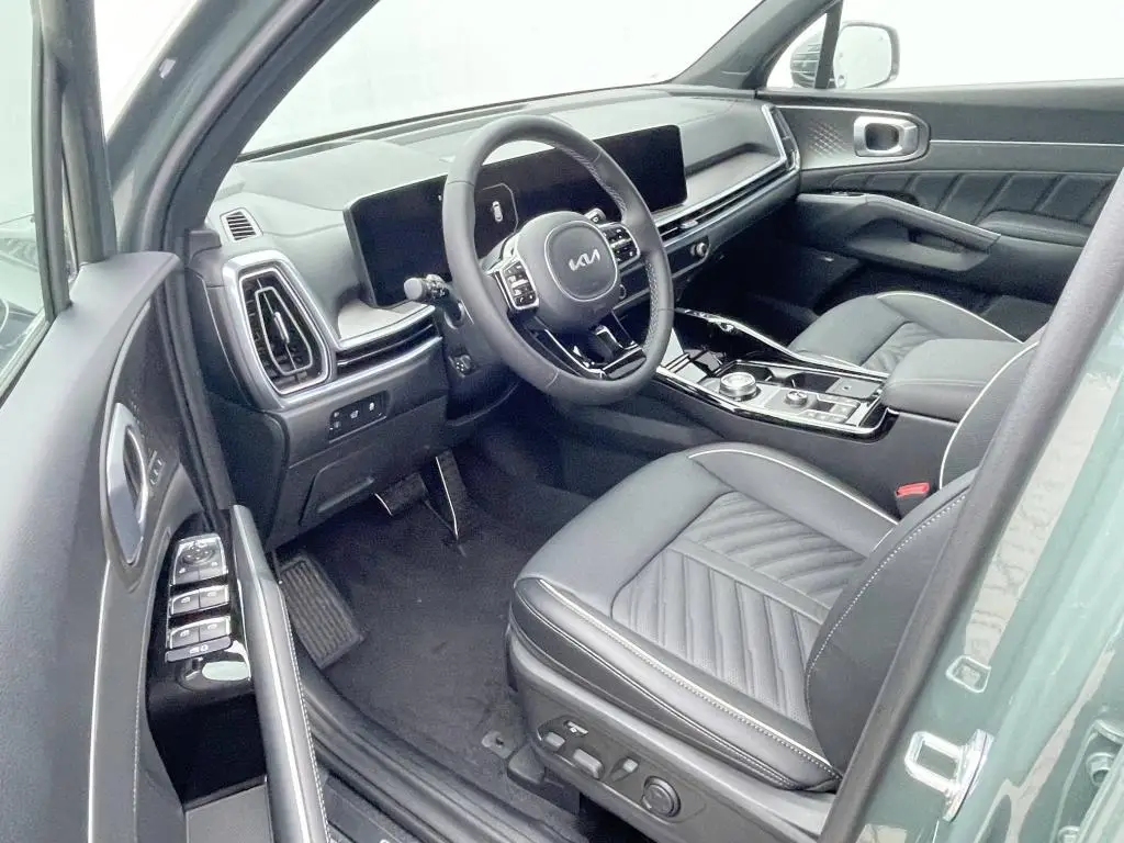 KIA Sorento 5P UM TOP 6AT 4x4 1,6 T-GDi / 158kW