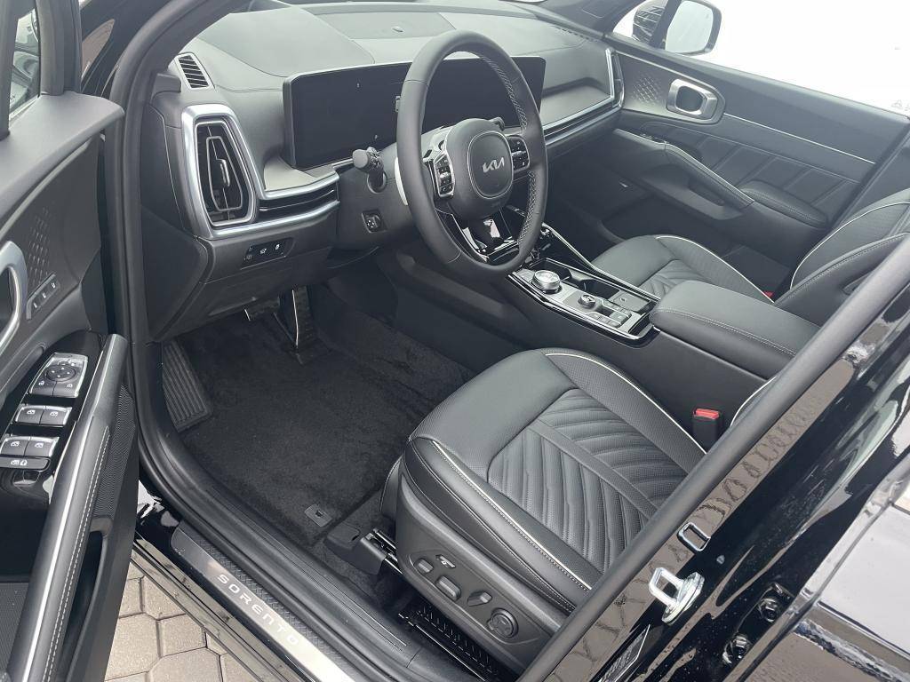 KIA Sorento TOP 8DCT 4x4 2,2 CRDi / 142kW