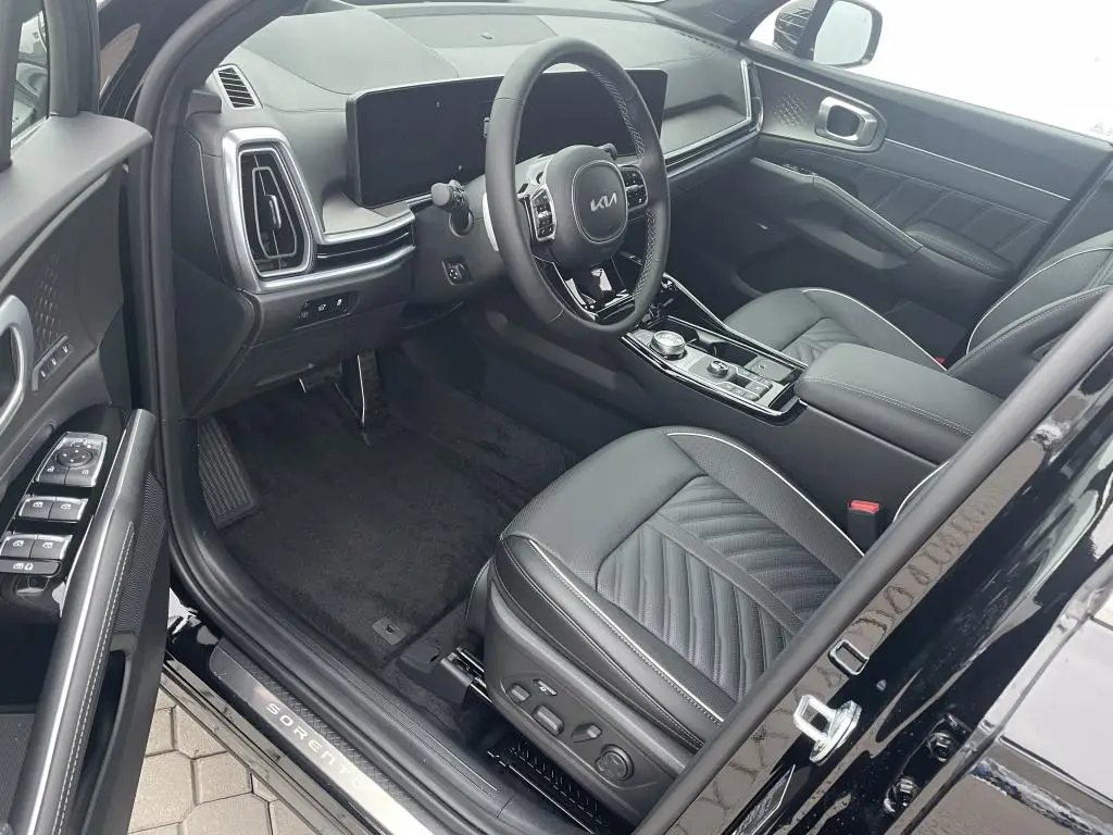 KIA Sorento TOP 8DCT 4x4 2,2 CRDi / 142kW